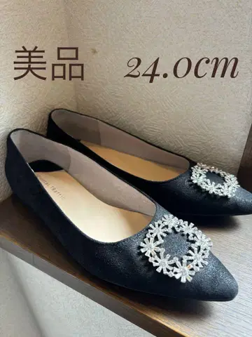 새상품급 오리엔탈 트래픽 비쥬 플랫 펌프스 24.0cm