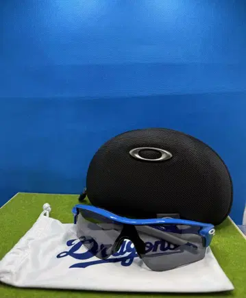 OAKLEY 오클리 9206-60 레이다락 패스 주니치 드래곤즈