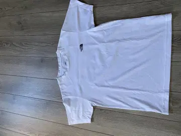 THE NORTH FACE 티셔츠 L 화이트