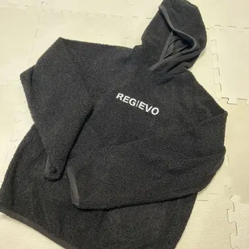 REGIEVO 블랙 플리스 후드티