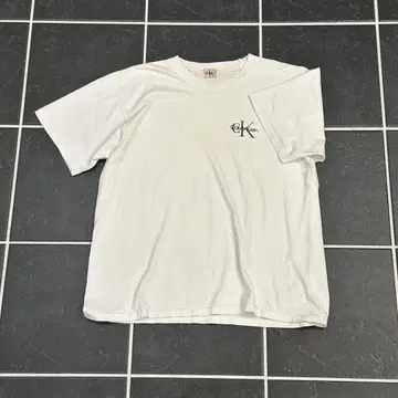 90s Calvin Klein [ 로고 티셔츠 싱글 스티치 ]