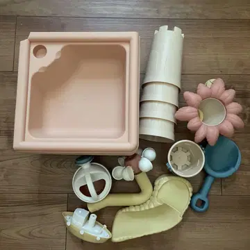 쓰리코인즈 워터 테이블