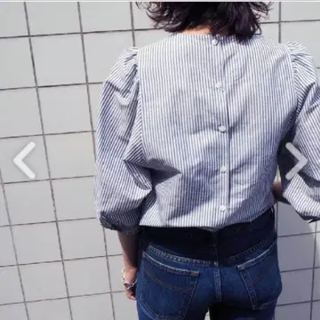 새상품급 투모로우랜드 린넨 면 개더 슬리브 풀오버 스트라이프 일본제