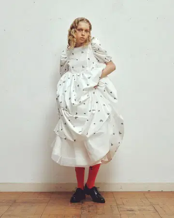 Bibiy. EMILY HEART DRESS 비비 하트 드레스