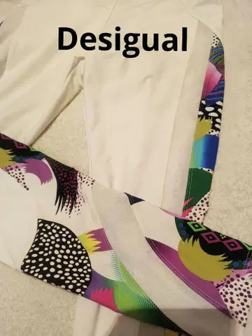 Desigual x 크리스찬 라크르와 초 세련된 사이키델릭 프린트 레깅스