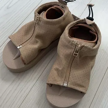 새상품 SUICOKE x emmi 콜라보 샌들 23cm