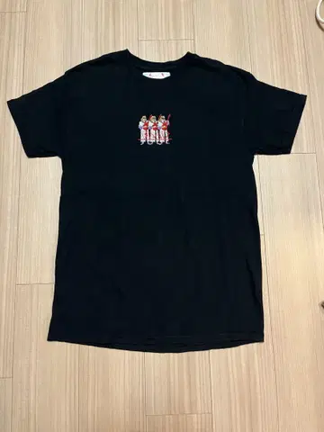 티셔츠 블랙