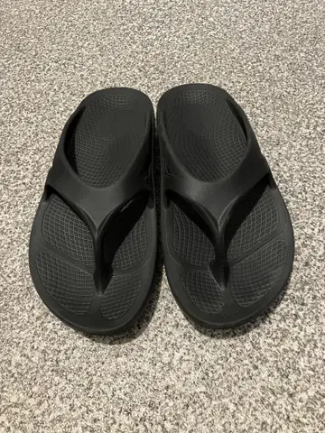 Oofos 블랙 샌들 EU41 27cm