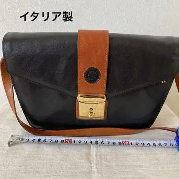 가죽 숄더백 블랙과 브라운