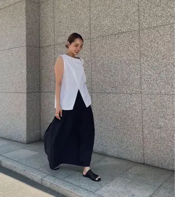 말루 유나이티드 애로우즈 레이어드 2WAY 슬리브리스 티셔츠