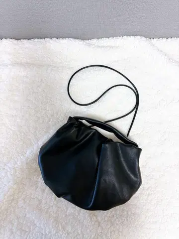 Erme 블랙 숄더 핸드백 2way