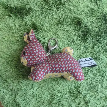 페라가모 토끼 스트랩