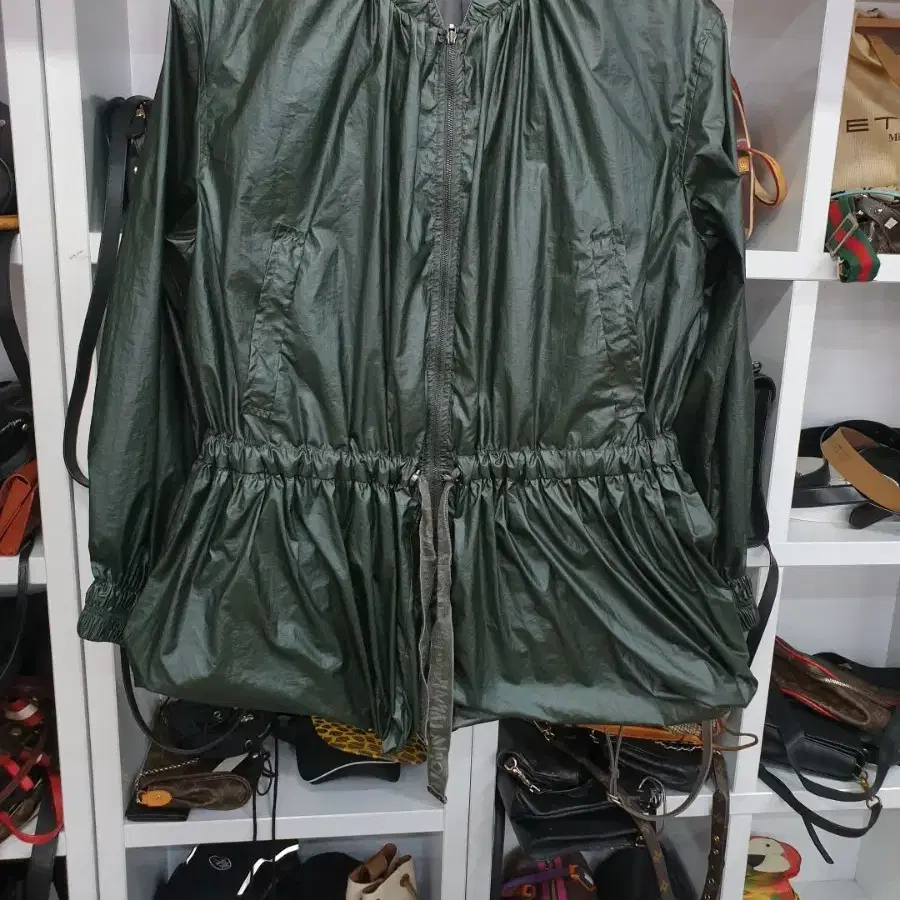 ★韓国人気★BADBLOOD★Sonya Shirring Racer Jacket Bad Blood Sonya Shirring Racer Jacket on Bunjang Global Site.