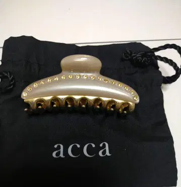 acca 헤어 클립 베이지 골드