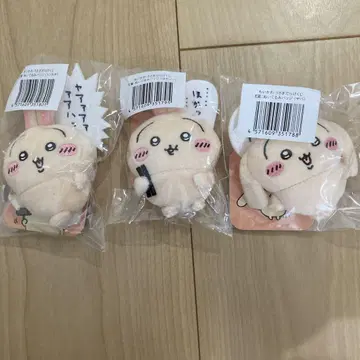 치이카와 (먼작귀) 토끼 투성이 복권 E상 인형 배지 3종 세트