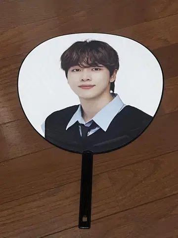 RIIZE 성찬 홀 투어 부채