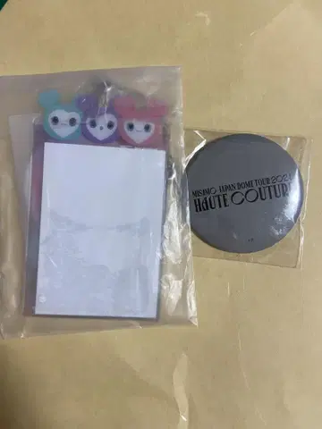 MISAMO HAUTE COUTURE 업그레 혜택 캔뱃지 키링
