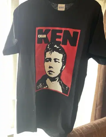 새상품 KEN 프린트 T셔츠 블랙