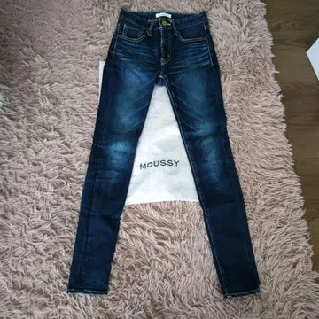MOUSSY 스키니 데님 23인치 밑단 기장 수선 없음