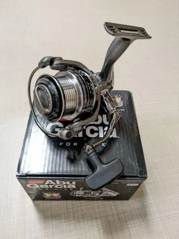 아부가르시아 카디날3 STX 3000SH