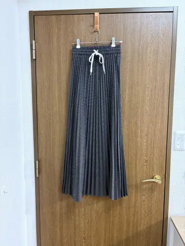 N WITH. 엔위즈 플리츠 롱 스커트 프리 사이즈