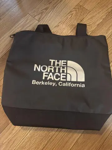 THE NORTH FACE 토트백 블랙