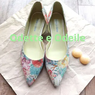 Odette e Odeile 꽃무늬 펌프스 뮬 샌들 보타니컬