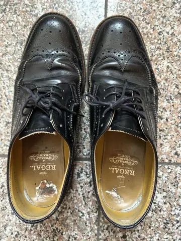 [ 상담 가능 ] REGAL 블랙 윙팁 슈즈