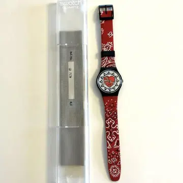 [ 새상품급 레어 ] Swatch 반다나 패턴 가죽 벨트 레어 모델