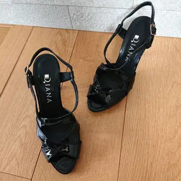 DIANA 다이애나 에나멜 샌들 블랙 검정 23cm