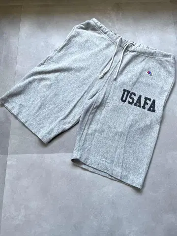 챔피온 리버스 위브 M USAFA 스웨트 숏팬츠