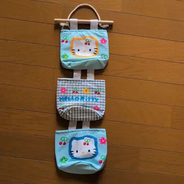 헬로키티 월 포켓 벽걸이 수납 체리 키티 레트로 미사용