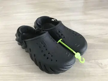 Crocs echo clog 블랙 207937-001