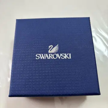 SWAROVSKI