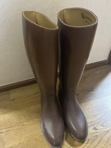 AIGLE 브라운 장화 레인부츠