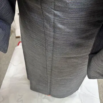 남성용 츠무기 조합 작고 고급스러운 가로 줄무늬