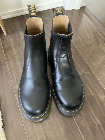 닥터마틴 2976 Airwair 첼시 부츠