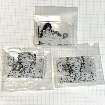 향기로운 꽃이 당당하게 피어나는 아크릴 참 가챠가챠