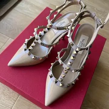 발렌티노 베이지 펌프스