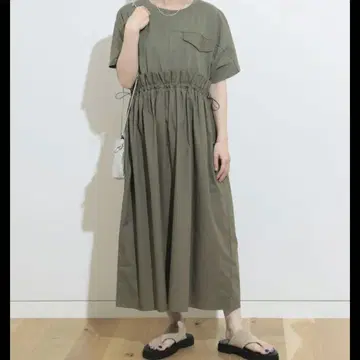 빔즈 하트 도킹 절개 원피스 올리브