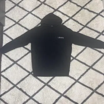 LEAPS 블랙 후드티