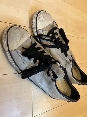 CONVERSE JOHN VARVATOS 그레이 신발