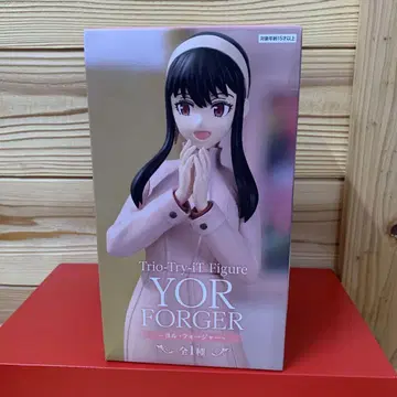 YOR FORGER Trio-Try-Ti 피규어