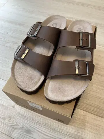 GENUINS 제뉴인즈 HAWAII 브라운 EU42 27cm