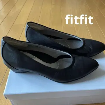 fitfit 블랙 가죽 스틸레토 슬립온 로우 하이힐 펌프스
