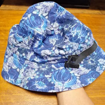 SNEAKERSNSTUFF 꽃무늬 버킷햇 L/XL