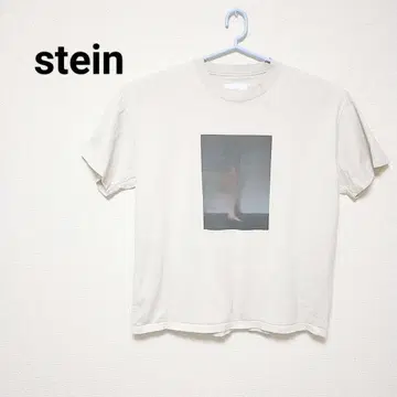stein 베이지 티셔츠 그래픽 프린트