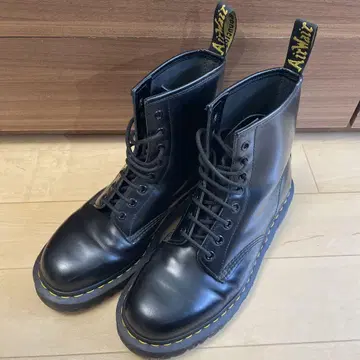 dr.Martens 닥터마틴 8홀 부츠 UK9 US10