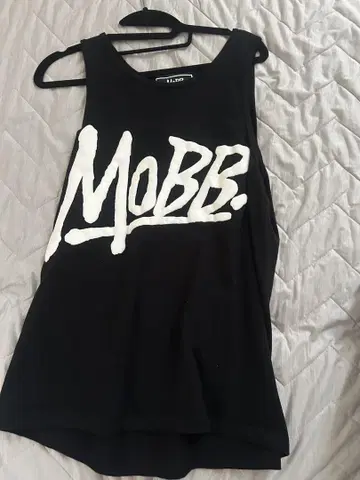 블랙 MOBB 탱크탑 M