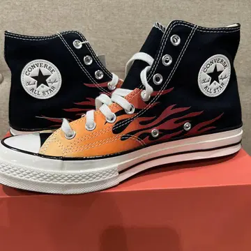 정품 CONVERSE CT70. 프레임 파이어 패턴 28.5 새상품